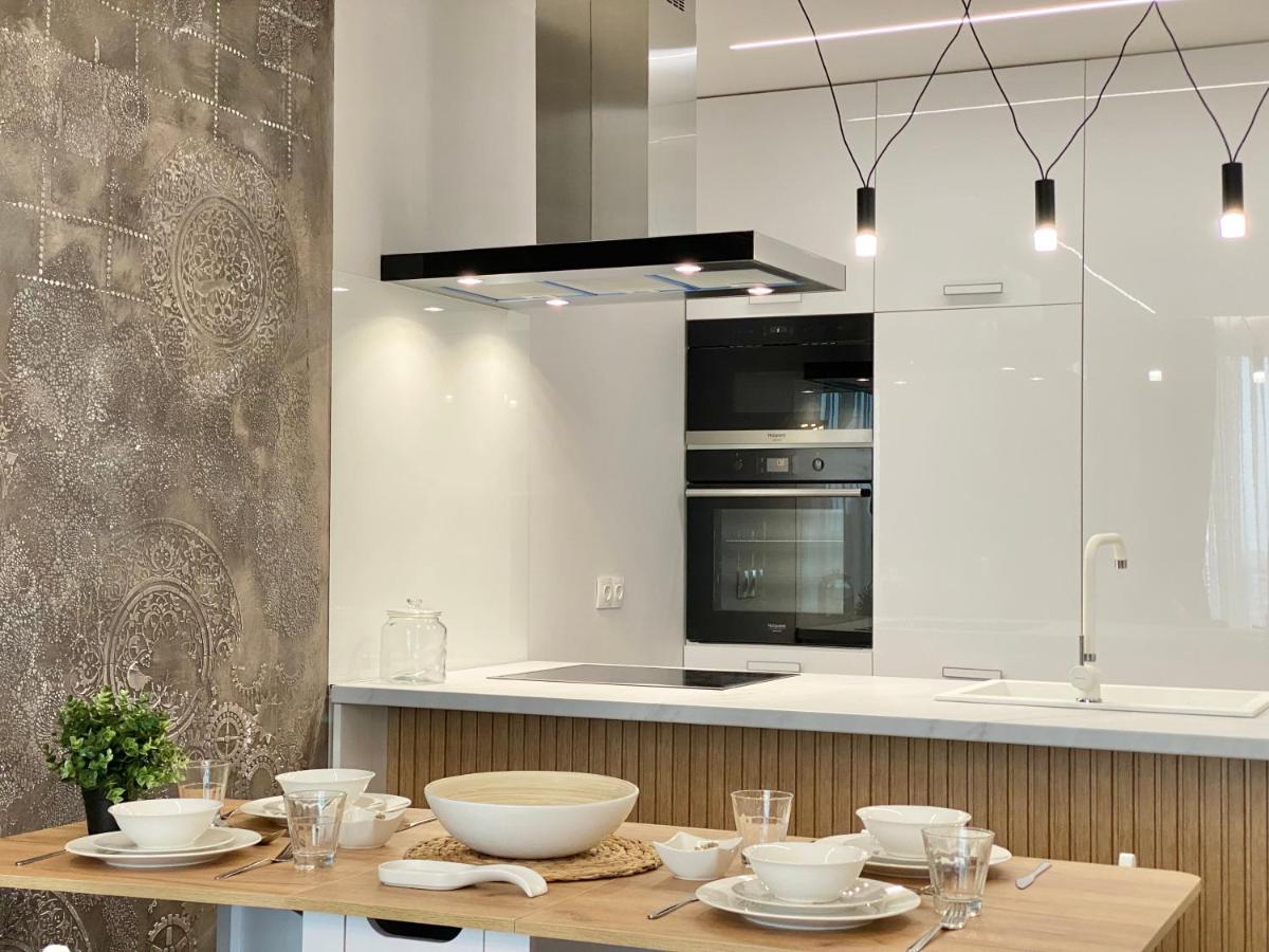 Modern 1bed For 4 Guests In Apartamento *