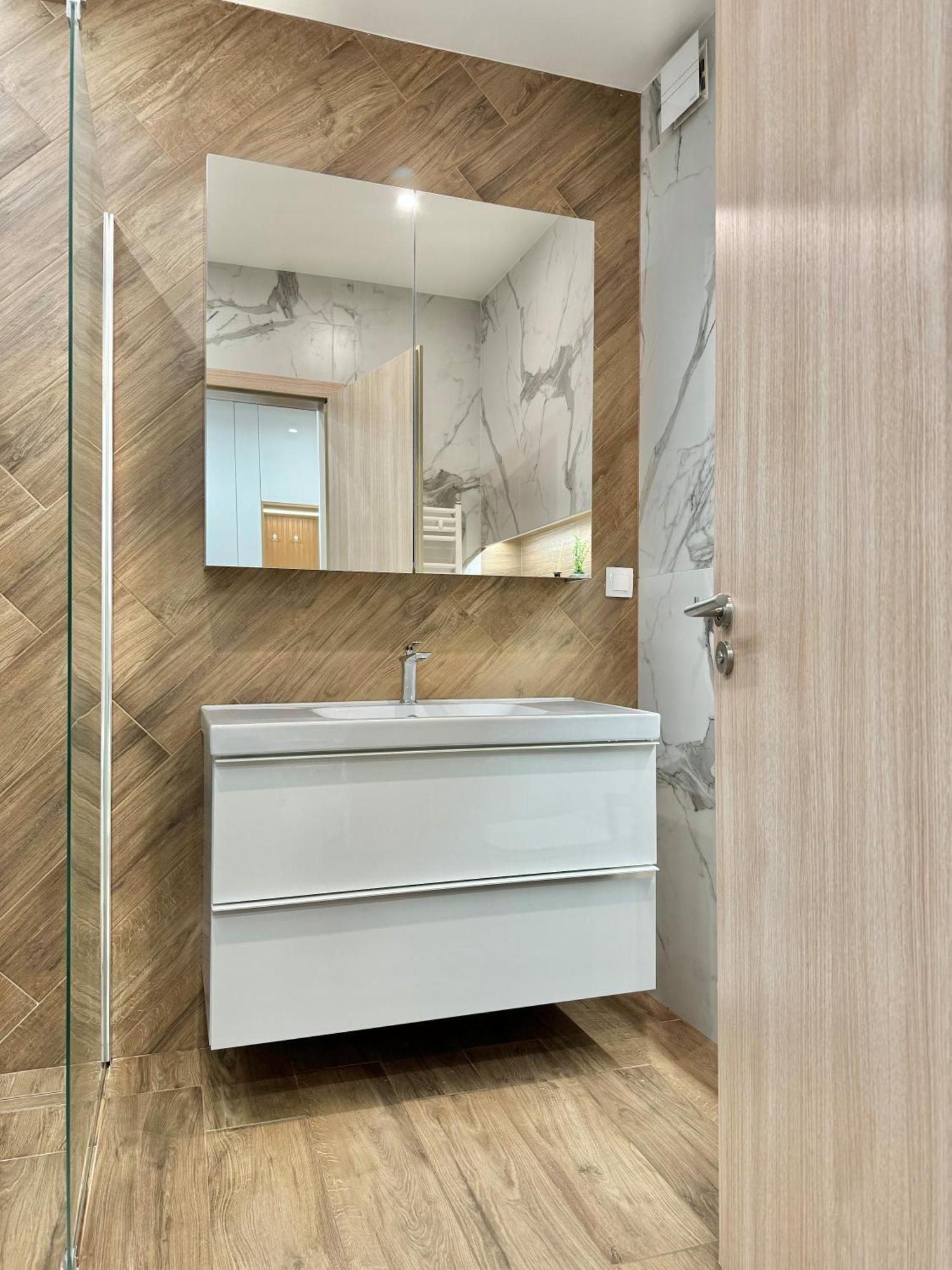 Modern 1bed For 4 Guests In Apartment Sofia
