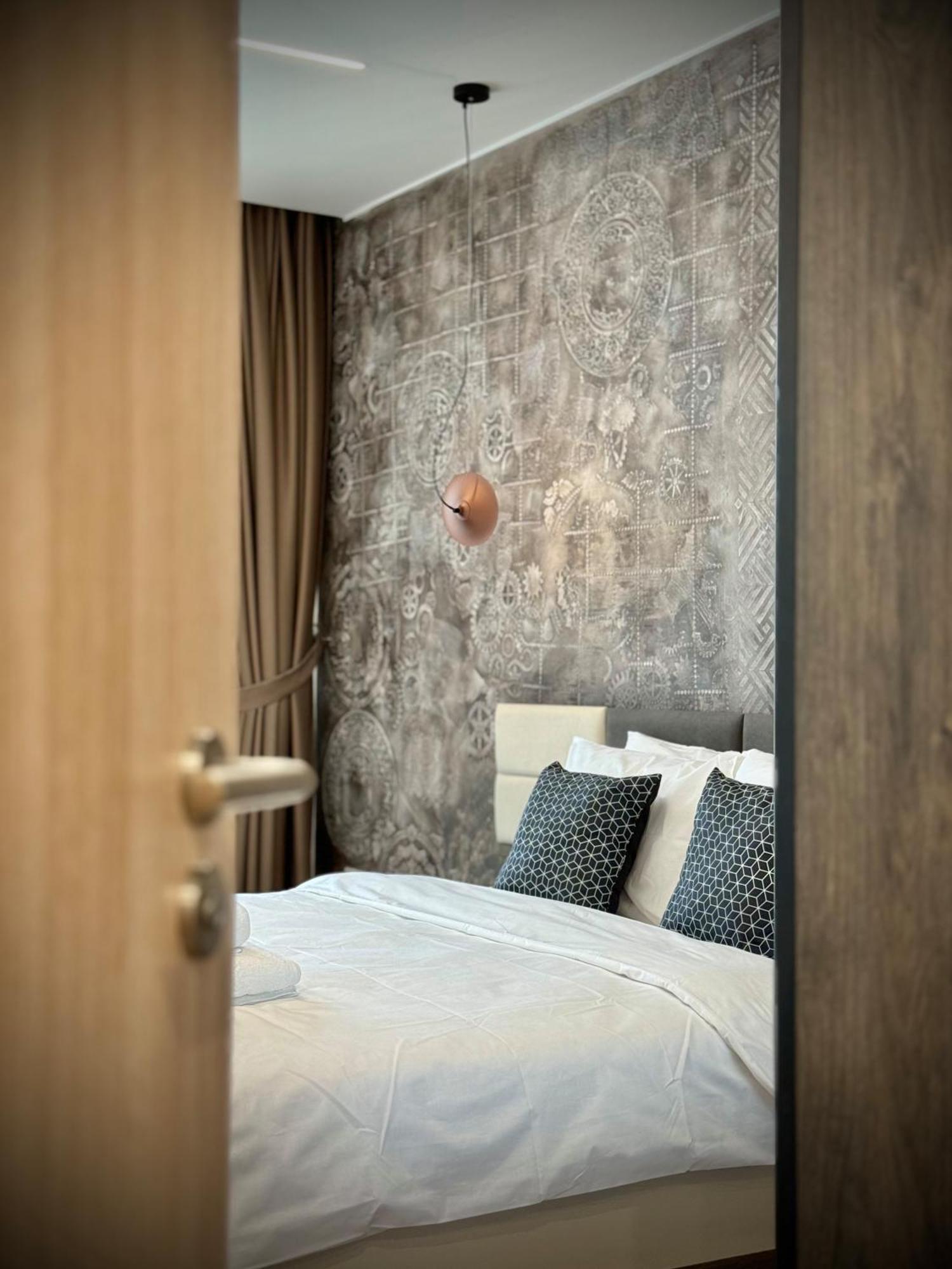 Modern 1bed For 4 Guests In Sofia